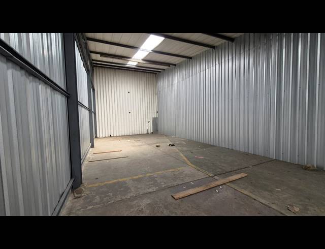 220M² STORAGE UNIT TO LET IN ISANDO